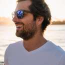 Handsome, tall and tanned guy wants to meet shy woman in South Coast